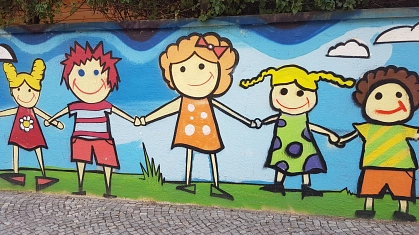Eine Wand, bemalt mit Kindern © Stadt Seelze