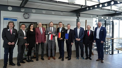 Die Verwaltung begrüßt die Delegation aus Mosina im Rathaus Seelze © Stadt Seelze